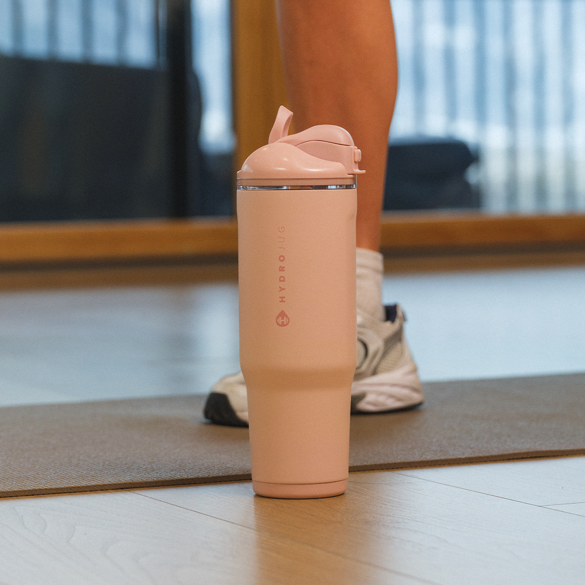 Ease2o 32oz | Compact Water Bottle with Straw &amp; Chug Spout – Dusty Rose